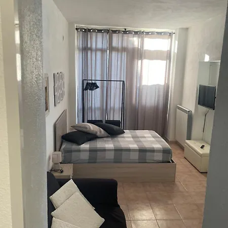 Residenza Pineta Sunaiola בית נופש *